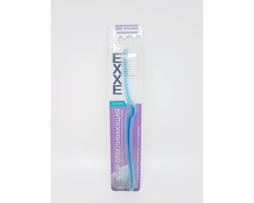 Зубная щетка "Exxe" Luxury фтор отбеливающая с мяг.щетиной 