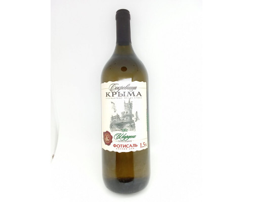 Вино "Шардоне" 1,5л белое полусладкое 10-12% 