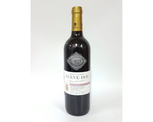 Вино "Нуэвэ Дос" 0.75л ординарное красное сухое 11% 