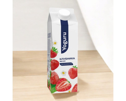 Йогурт YOGURU с фруктовым наполнителем Клубника 1,5%, Беларусь, 500г