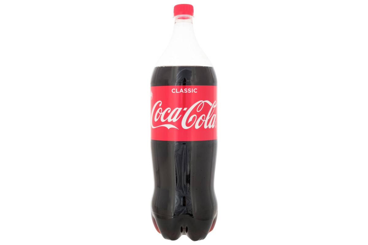 Кол 1 22. Coca Cola 1.5 l. Coca-Cola Classic 1 литр. Coca Cola 1.5 литра. Кока кола Classic 1л.